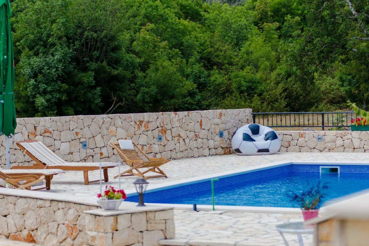 Relaxing Dalmatian House In Village Ljubitovica Bagian luar foto